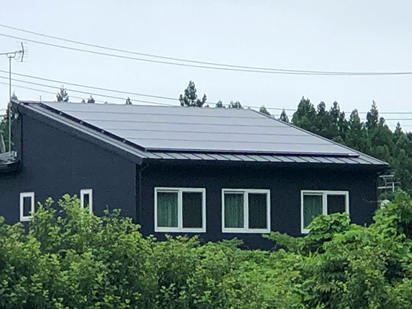 太陽光発電システム（ソーラーパネル）