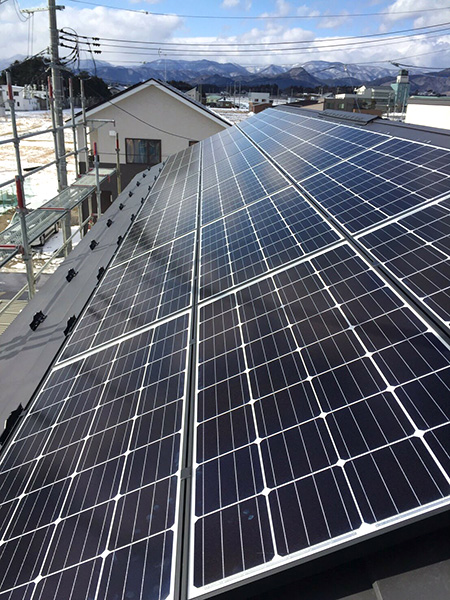 太陽光発電システム（ソーラーパネル）