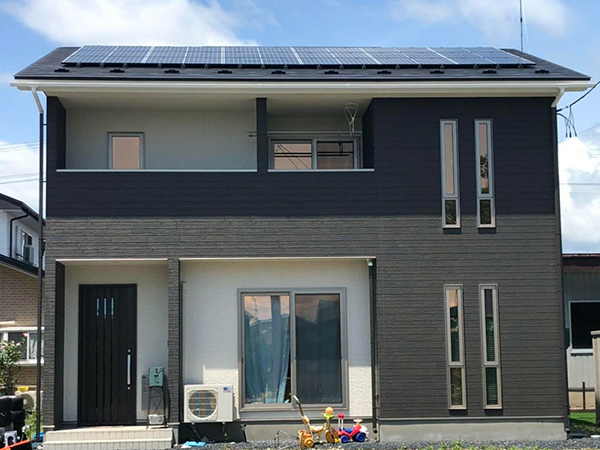 太陽光発電システム（ソーラーパネル）
