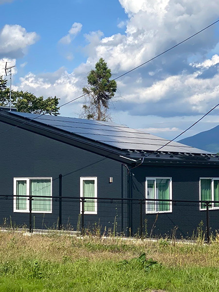 太陽光発電システム（ソーラーパネル）